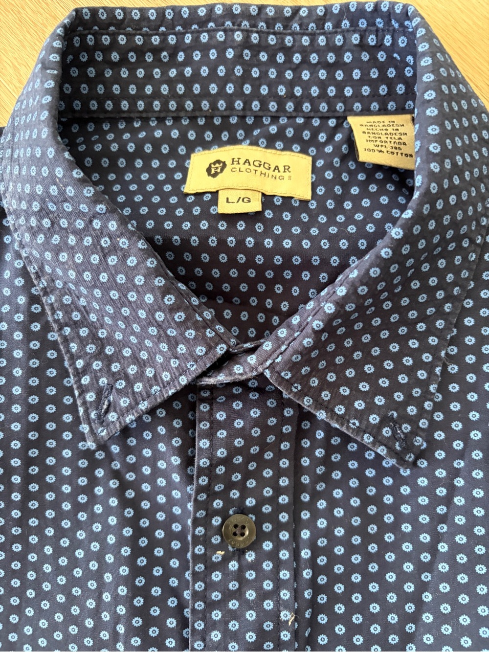 Haggar Men's Navy Blue Printed Button-Up Shirt